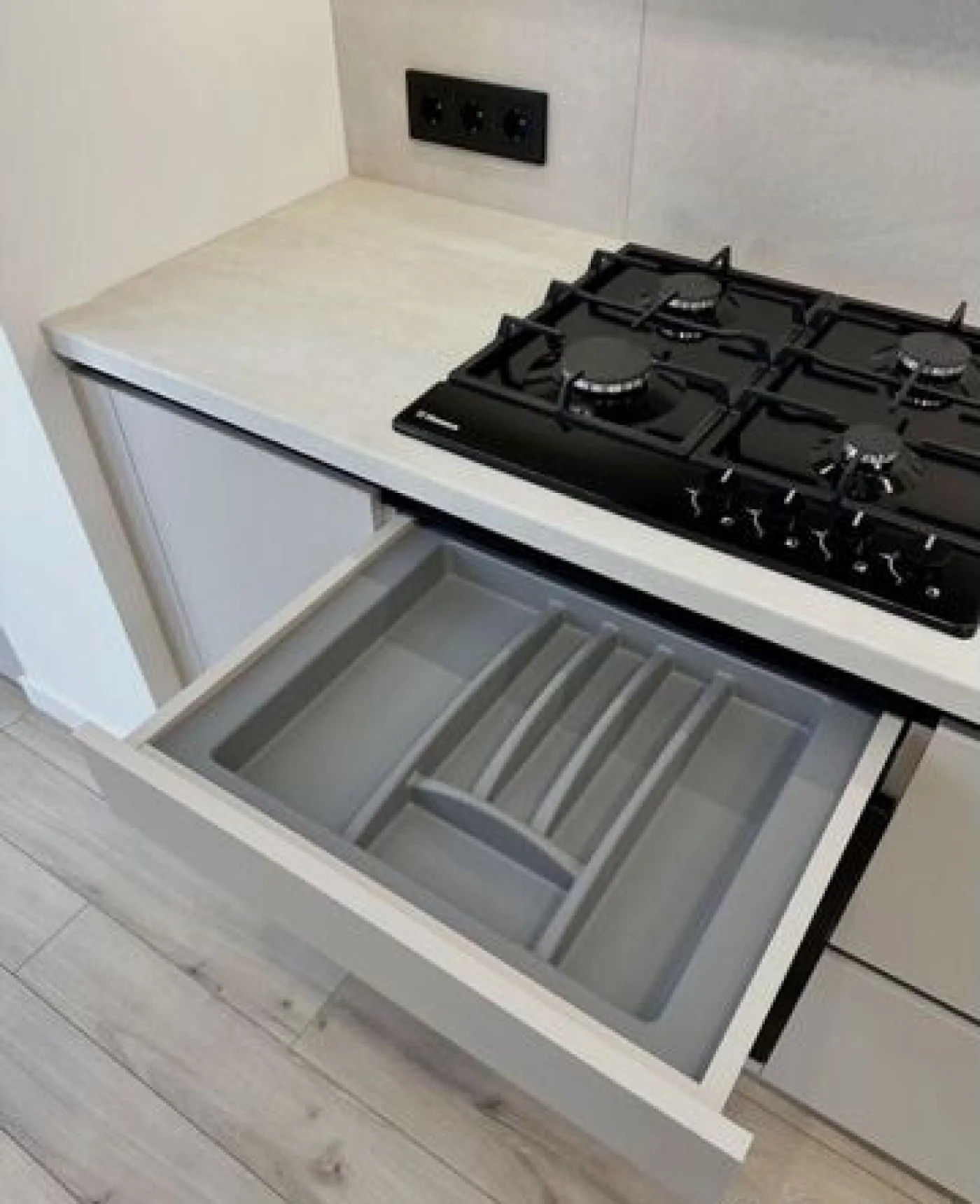 Кухонный гарнитур для новостройки со скидкой 10%