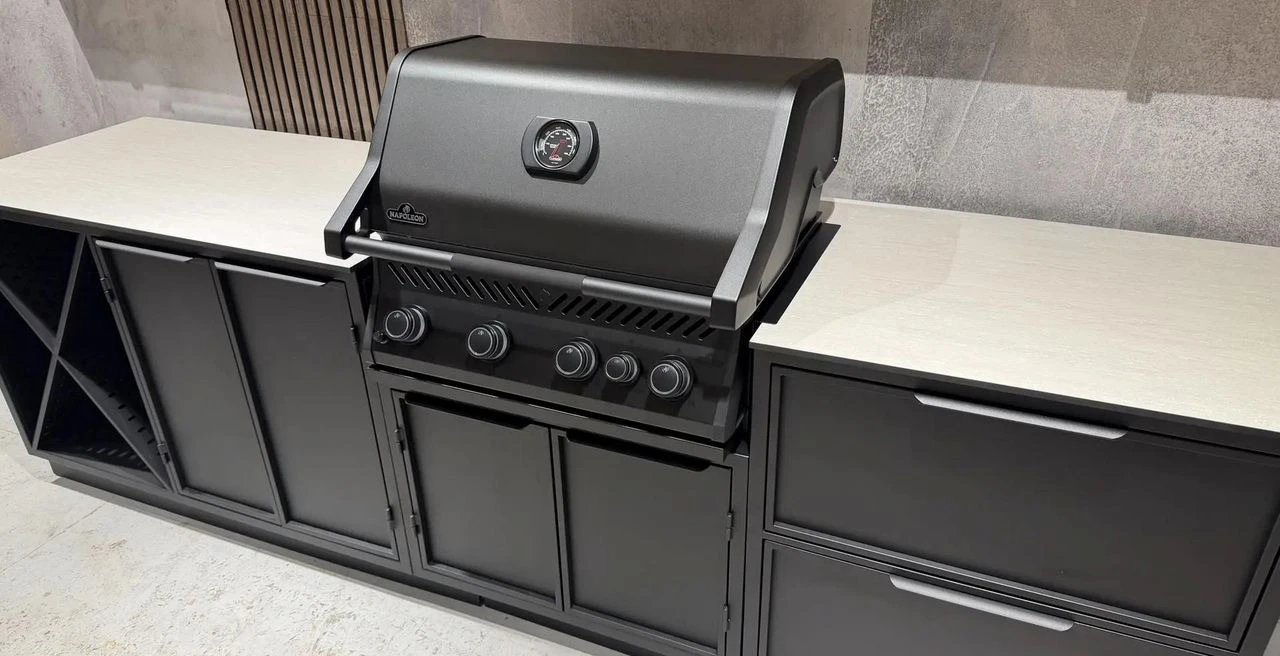 Уличная кухня для барбекю BBQ с грилем