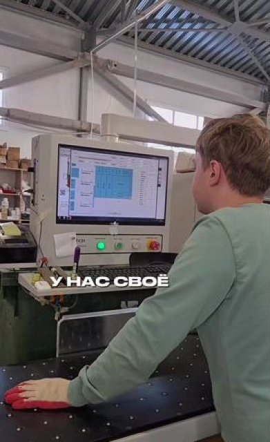 Прямая кухня до потолка на заказ по размерам